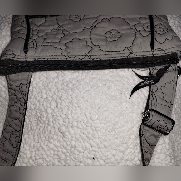 Thirty-one grey 🩶 quilted crossbody - Picture 8 of 8